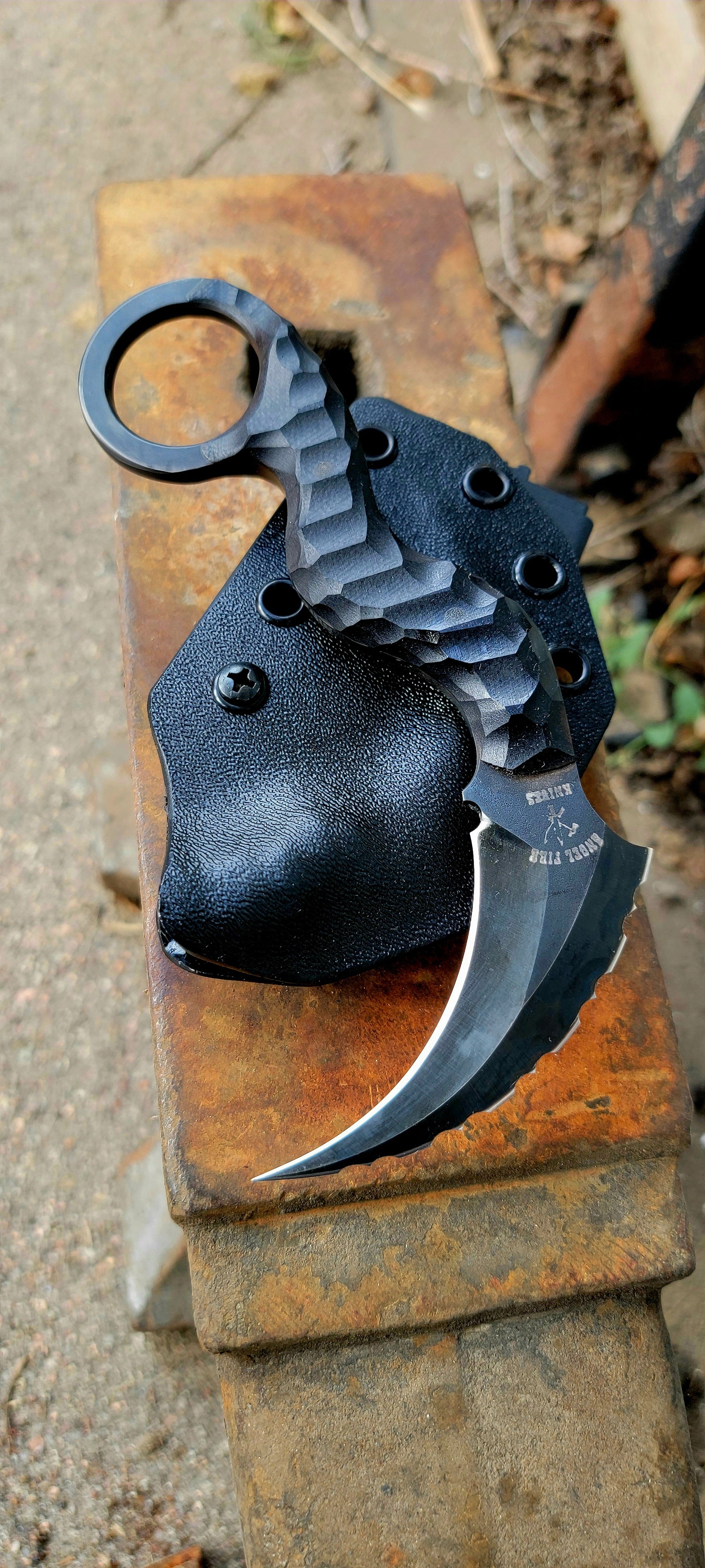 Angel Fire Texas Death Adder with Sawback Serrations G10 Karambit - Image 2