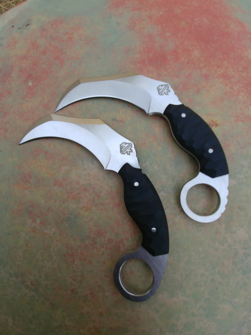 McDaniel Knives Lycan Karambit - Image 15